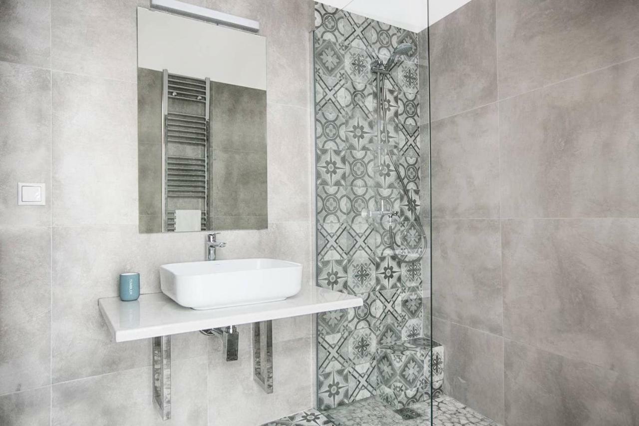 Greek Story - Amazing New 2Bed Apartment In เอเธนส์ ภายนอก รูปภาพ
